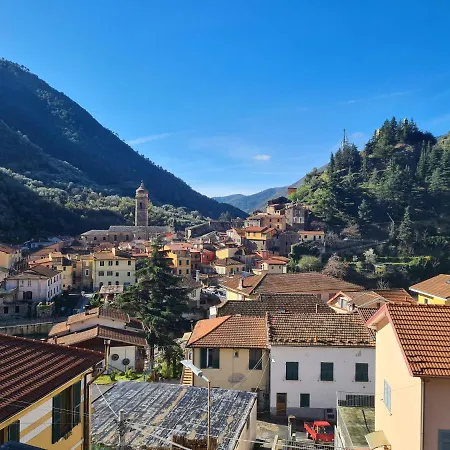 Ca De Min Haut De A *