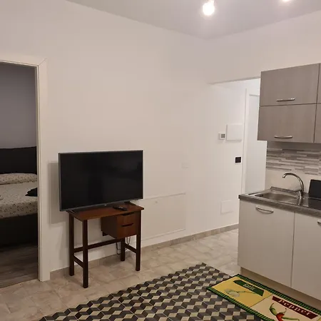 Ca De Min Haut De A Apartment *